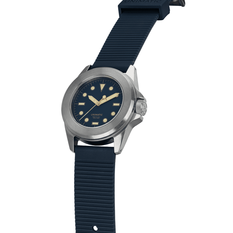Modello Quattro U4S-8N